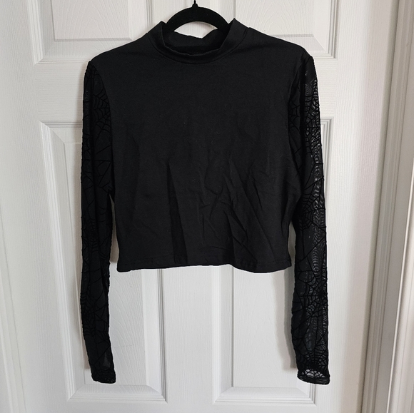 SHEIN Spiderweb Print Top - Picture 2 of 5